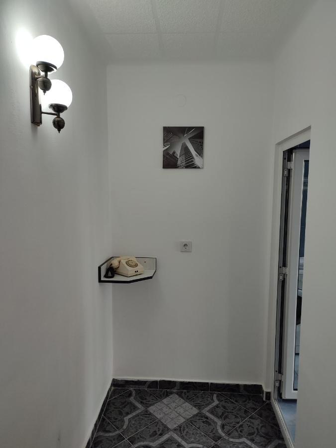 ZărneştiLafruアパートメント エクステリア 写真